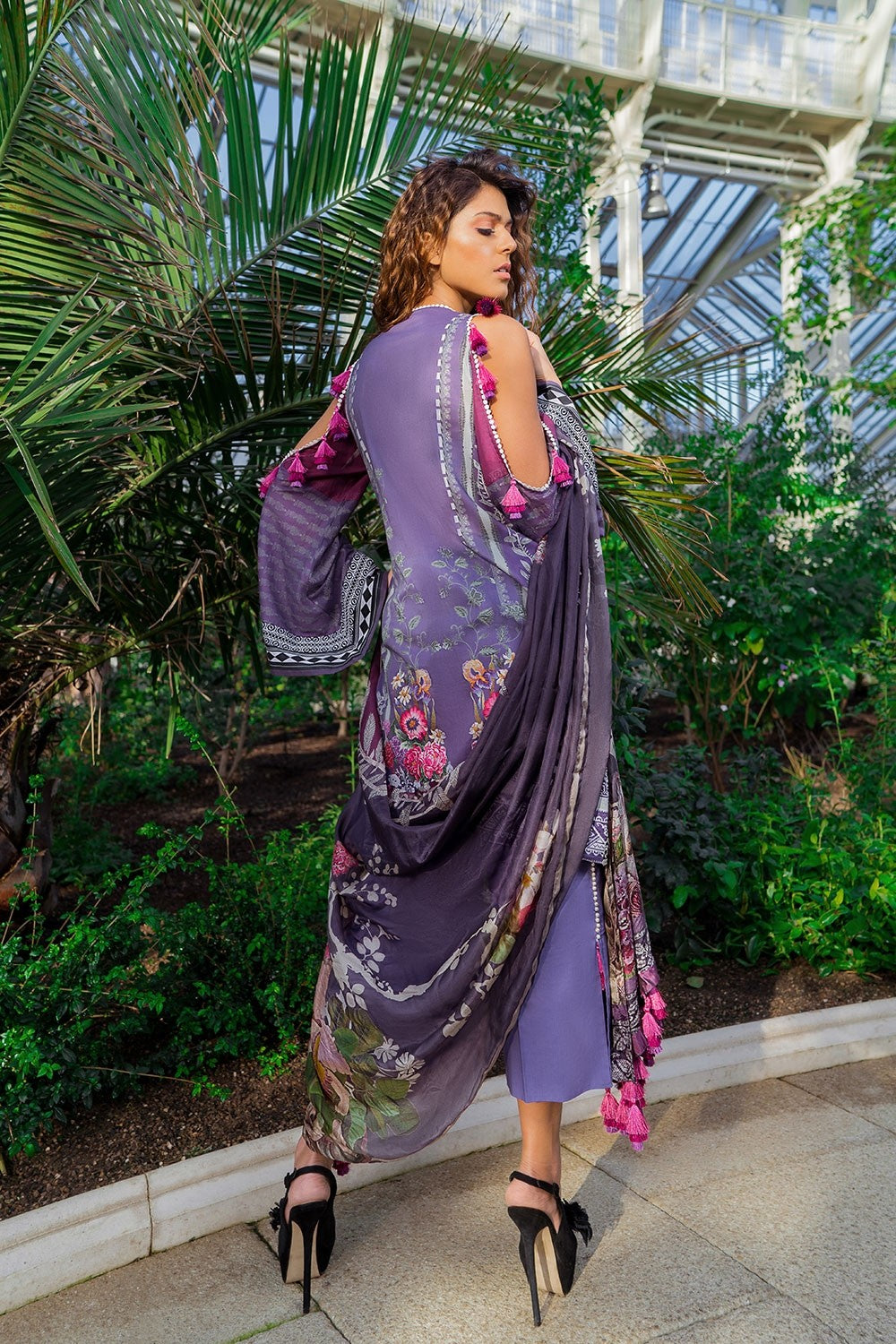 13-A Sobia Nazir Luxury Lawn 2019