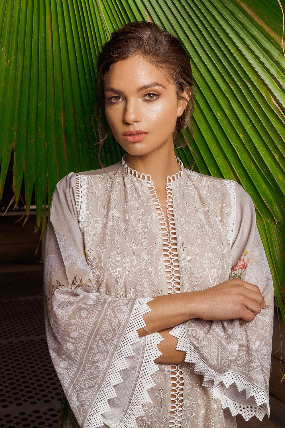 14-A Sobia Nazir Luxury Lawn 2019