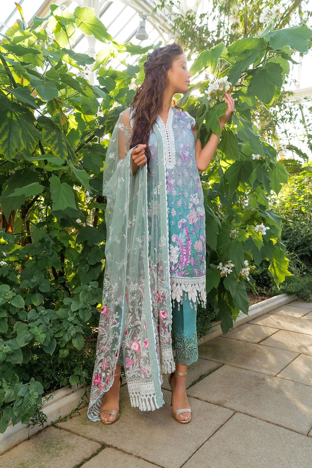 2-B Sobia Nazir Luxury Lawn 2019
