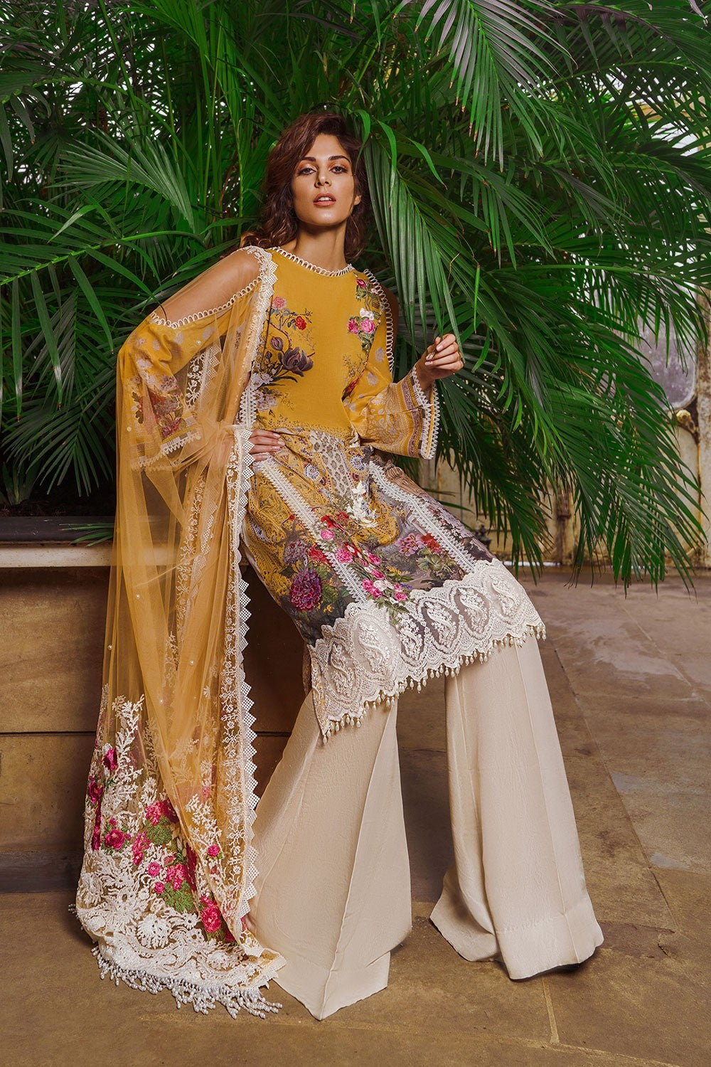 7-B Sobia Nazir Luxury Lawn 2019