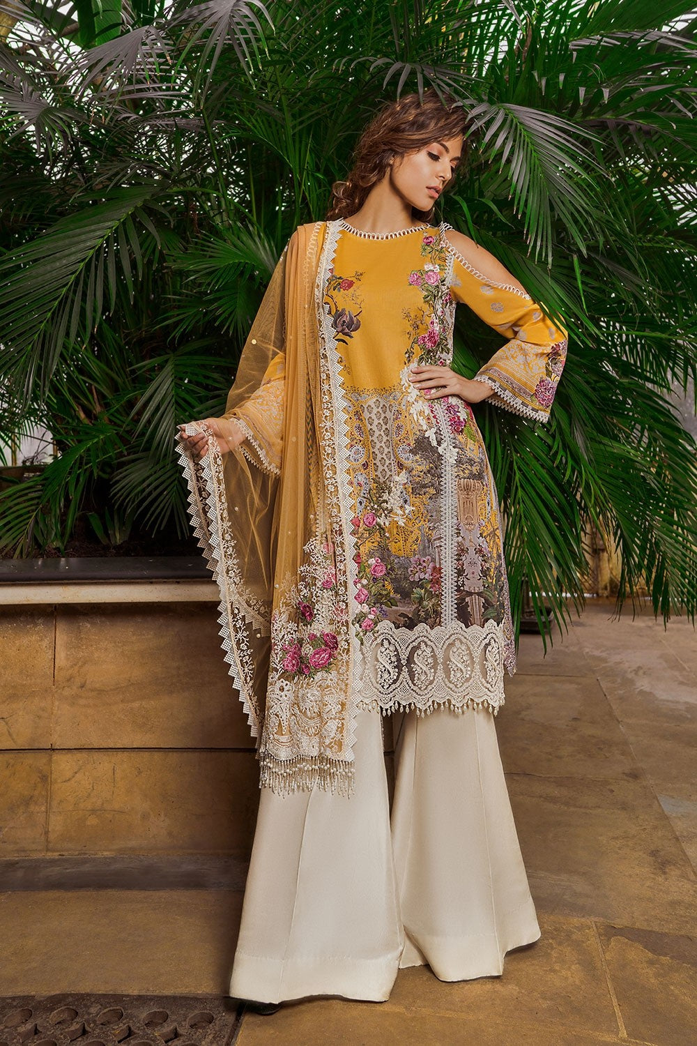 7-B Sobia Nazir Luxury Lawn 2019