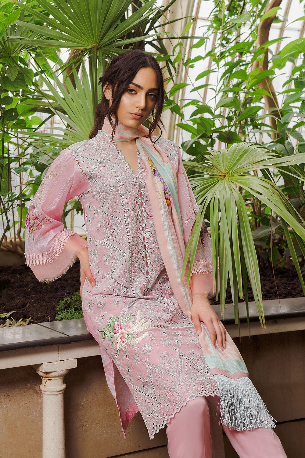 8-B Sobia Nazir Luxury Lawn 2019