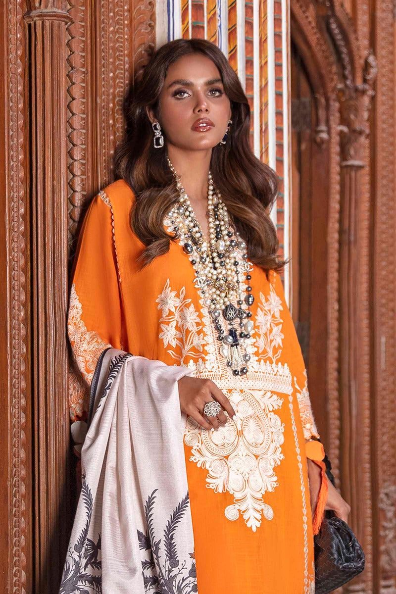 L211-010B-CL | Sana Safinaz | Luxury Lawn 2021
