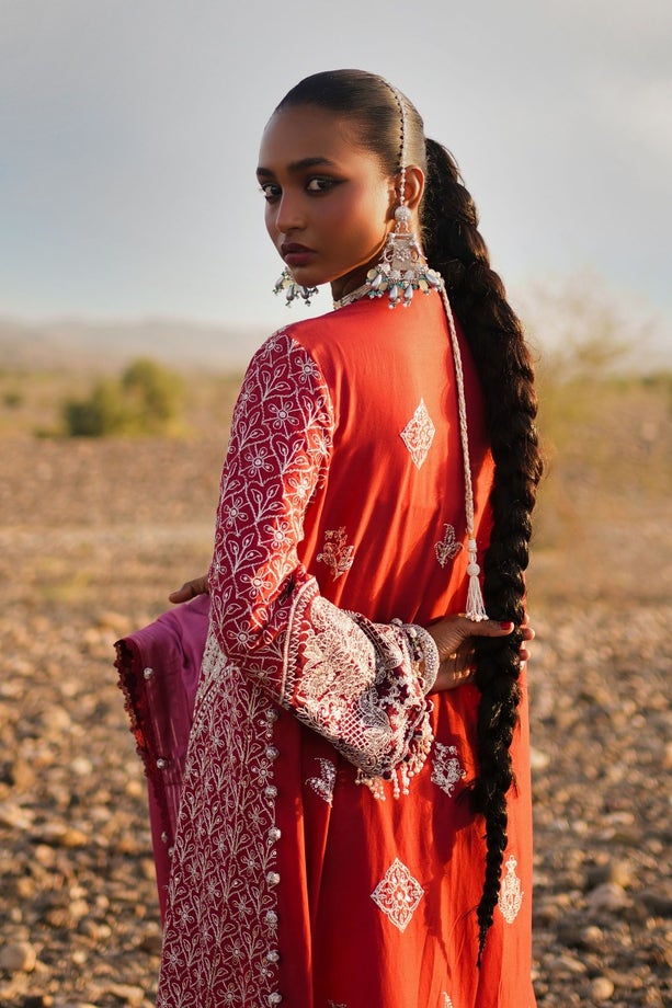 9A | Sana Safinaz | Luxury Lawn 2023