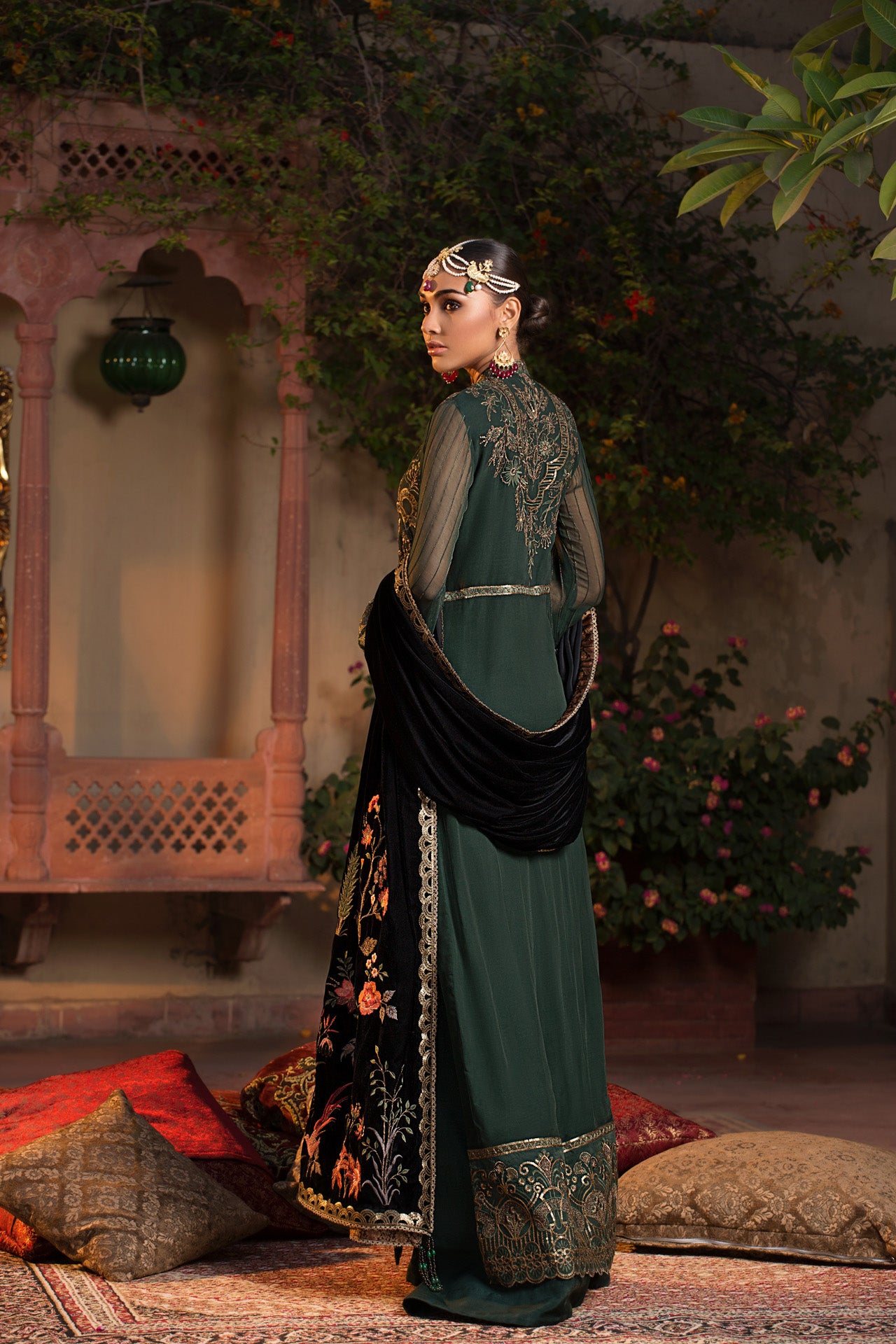 Devoir Garbs (Javeria Zoa - Látom Volume 2)