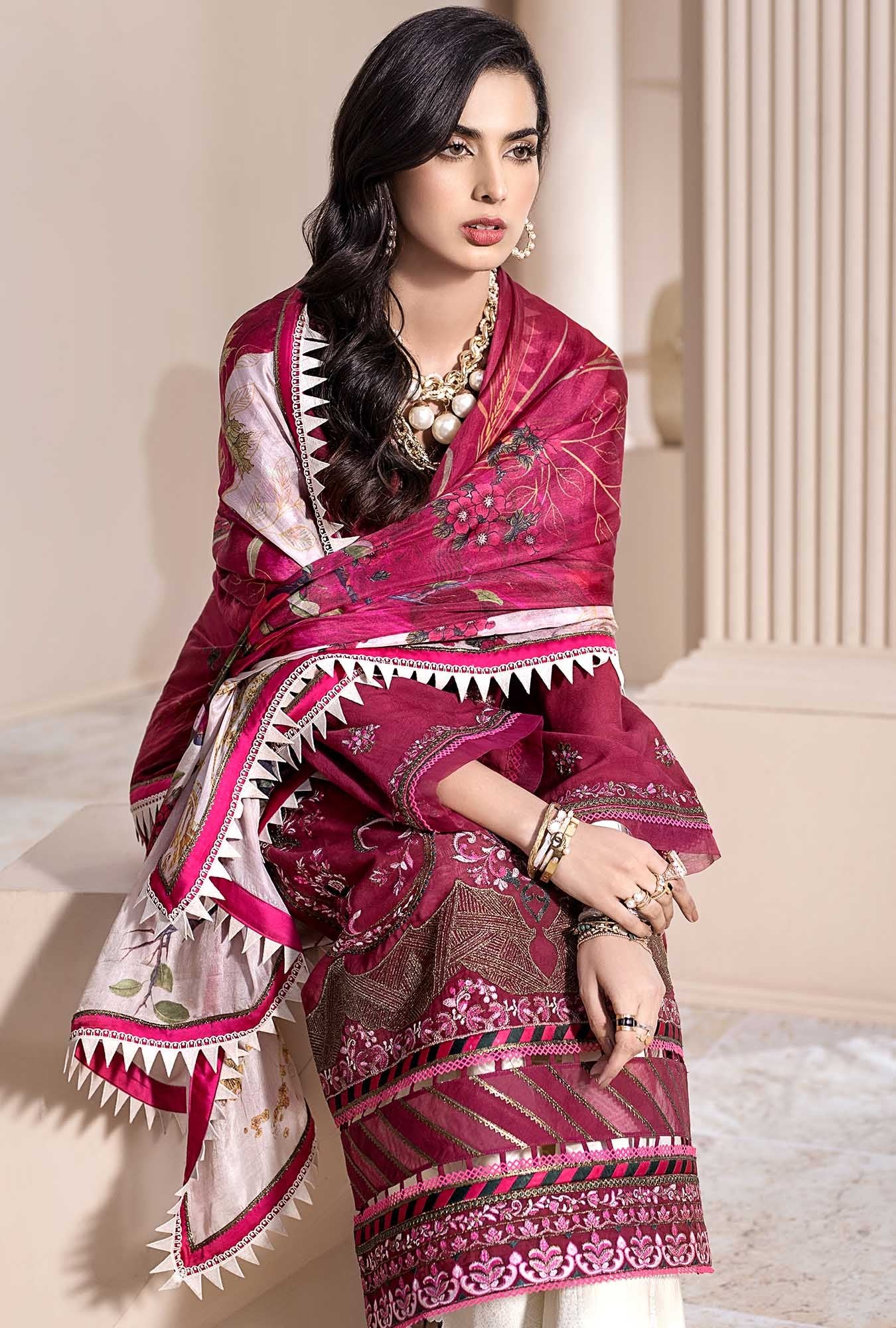 Sillage-D8-A | Noor by Saadia Asad | Luxury Lawn'20