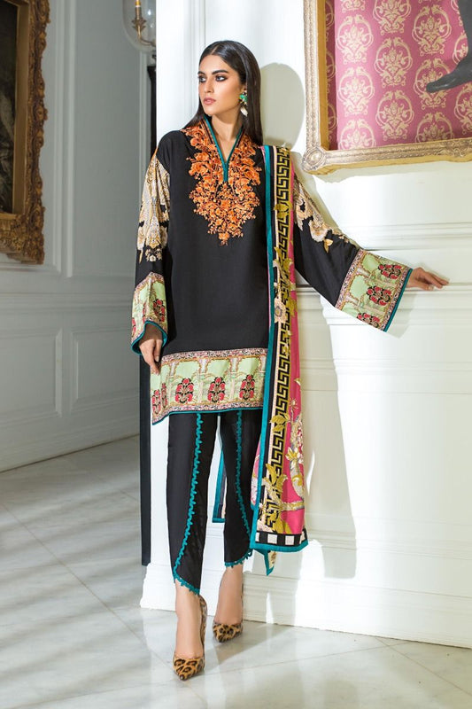 06 A  (Sana Safinaz - Mahay Winter'19)