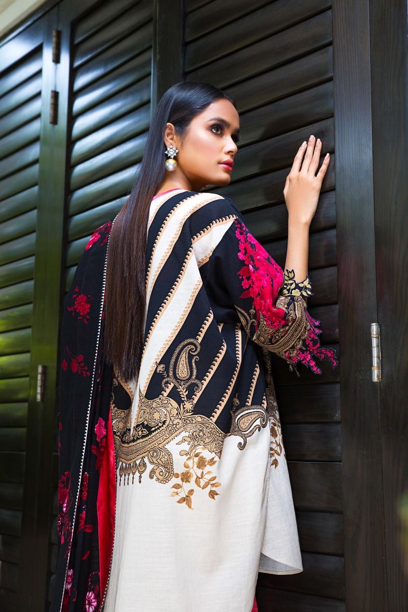 09 A (Sana Safinaz - Mahay Winter'19)