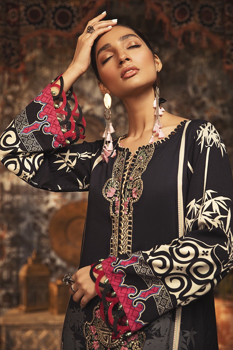 MPT-903-B | Maria B | M.Prints | Unstitched Fabrics | Fall/Winter 20