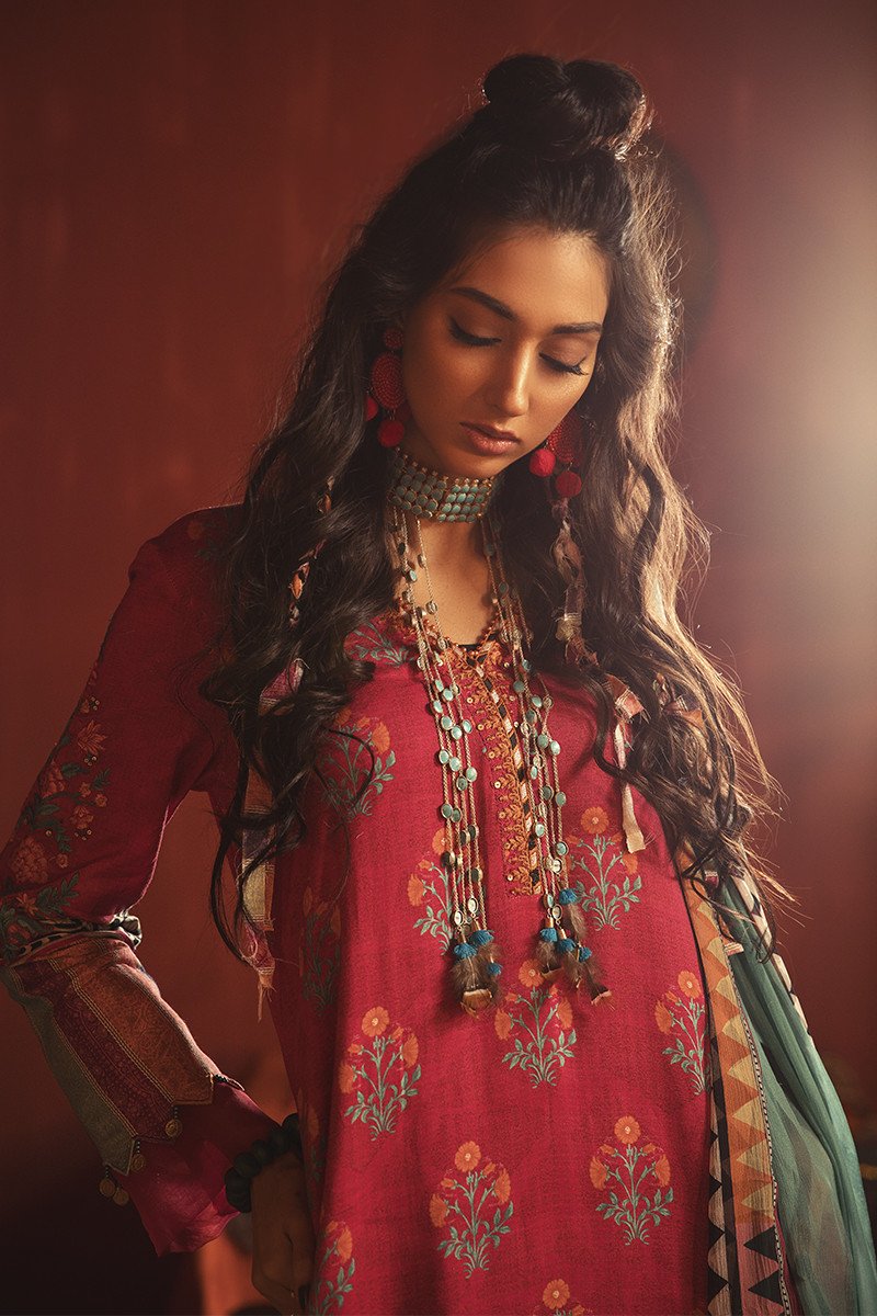 MPT-908-B | Maria B | M.Prints | Unstitched Fabrics | Fall/Winter 20