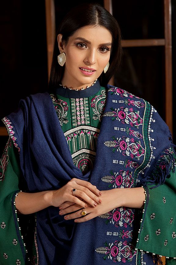 2376 Verdant Paisely (Motifz Premium Embroidered Khaddar)