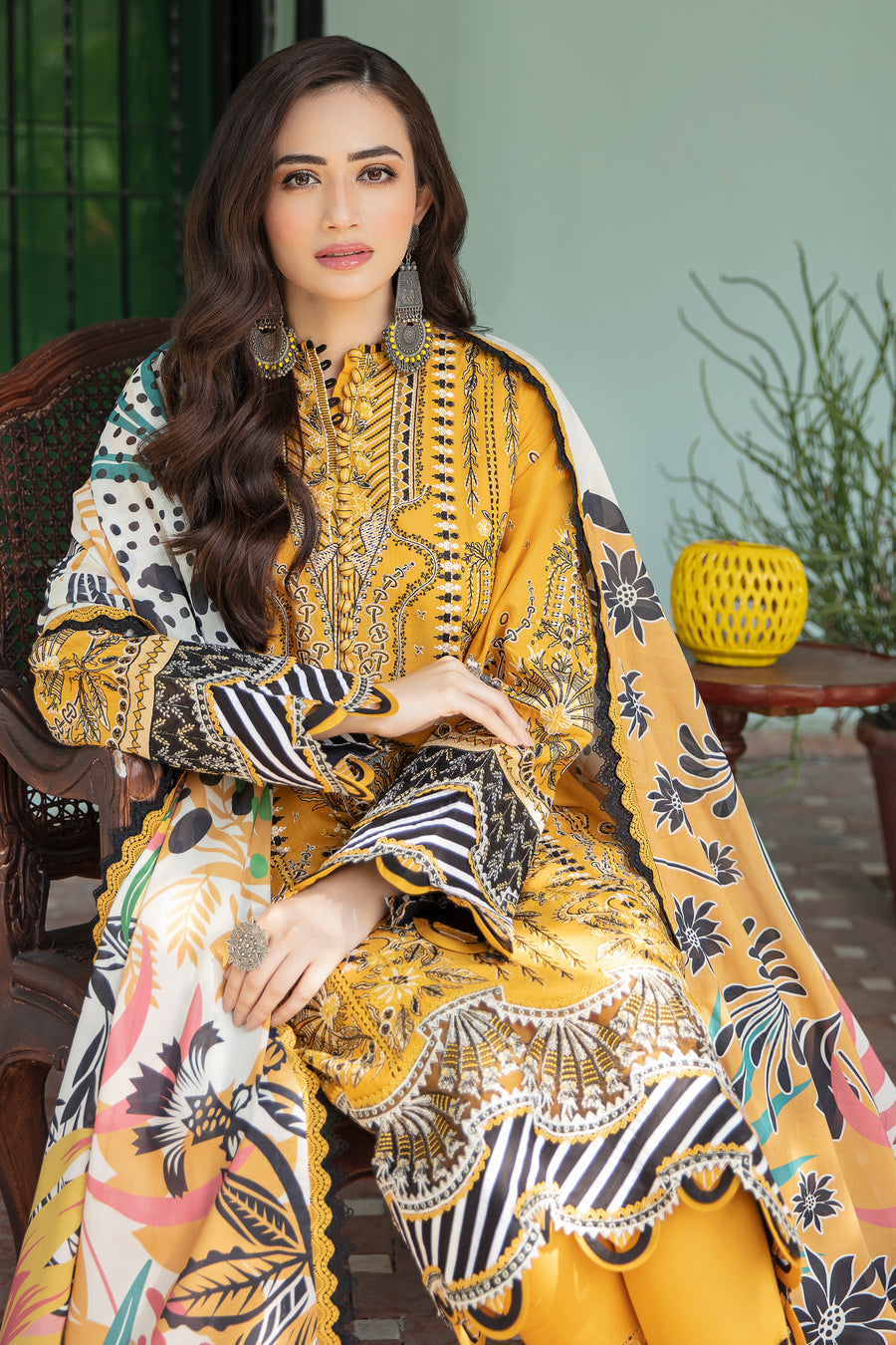 Zard | Jazmin | Shahkaar Eid Festive Lawn 2022