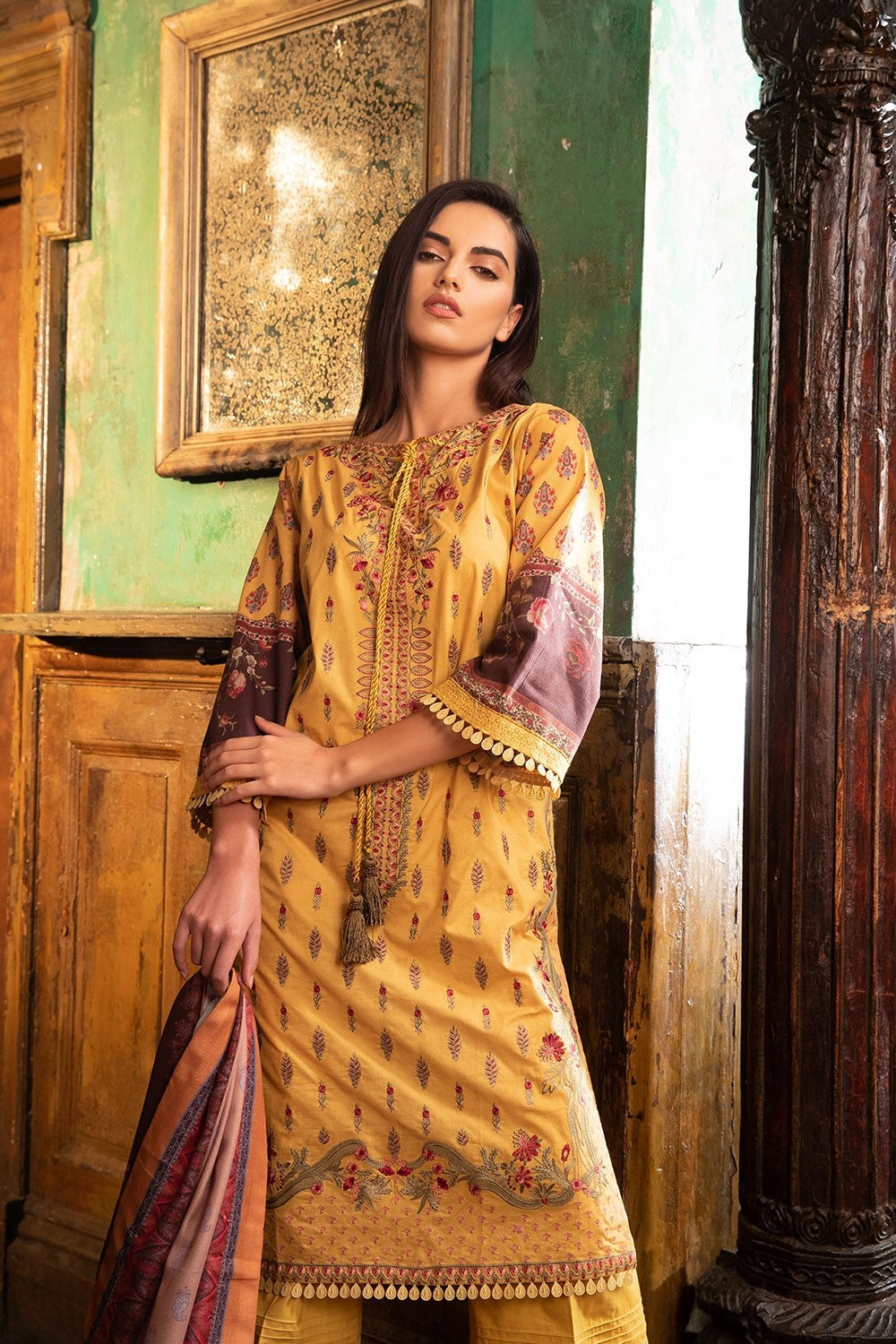 1B (Sobia Nazir Winter Collection 2020)