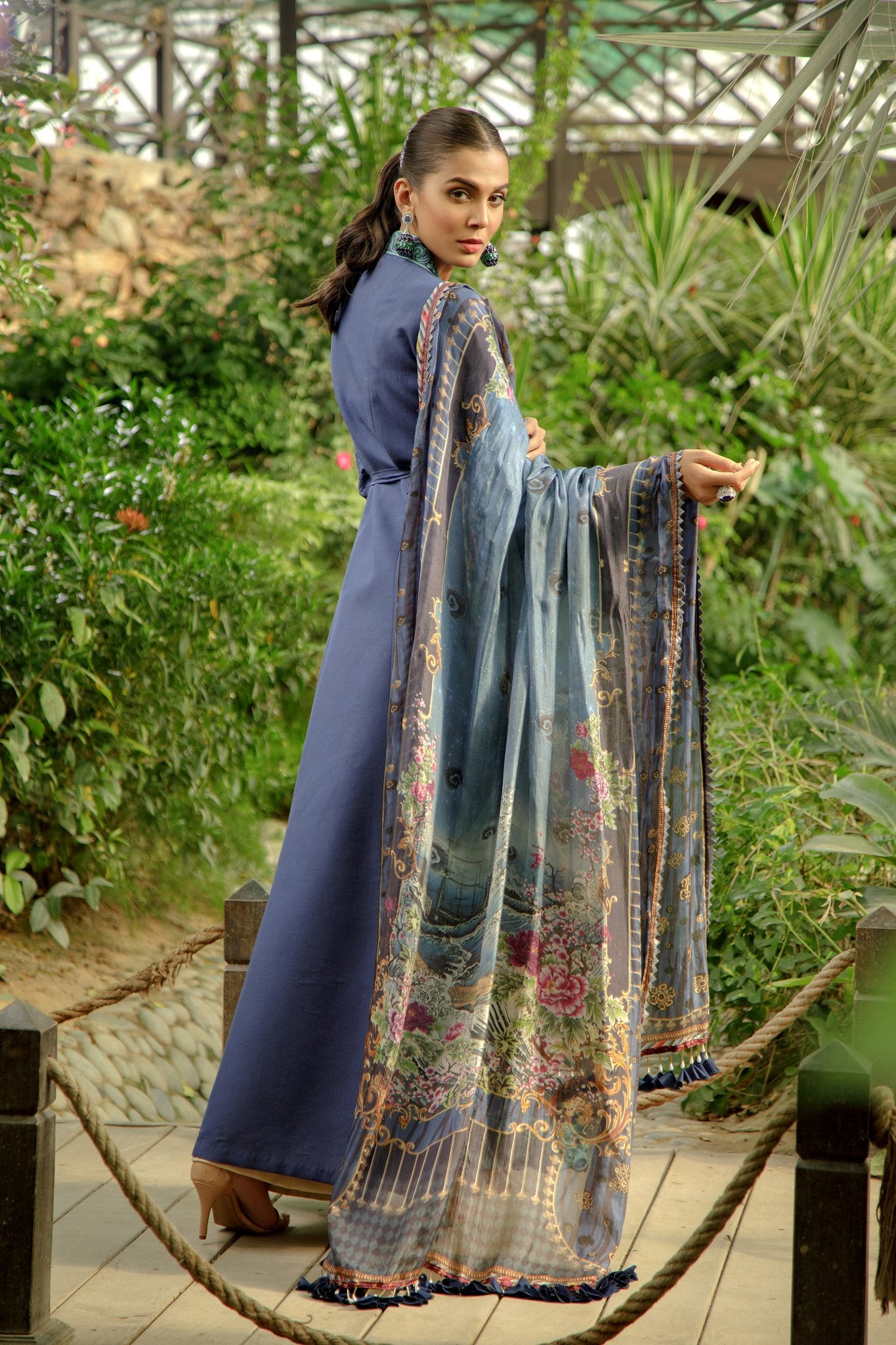6A Navy Blue - Zarqash Lawn 2019