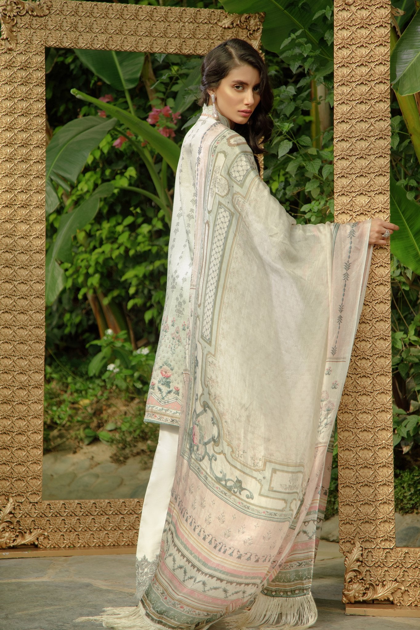 7B Mint Greenish Grey - Zarqash Lawn 2019