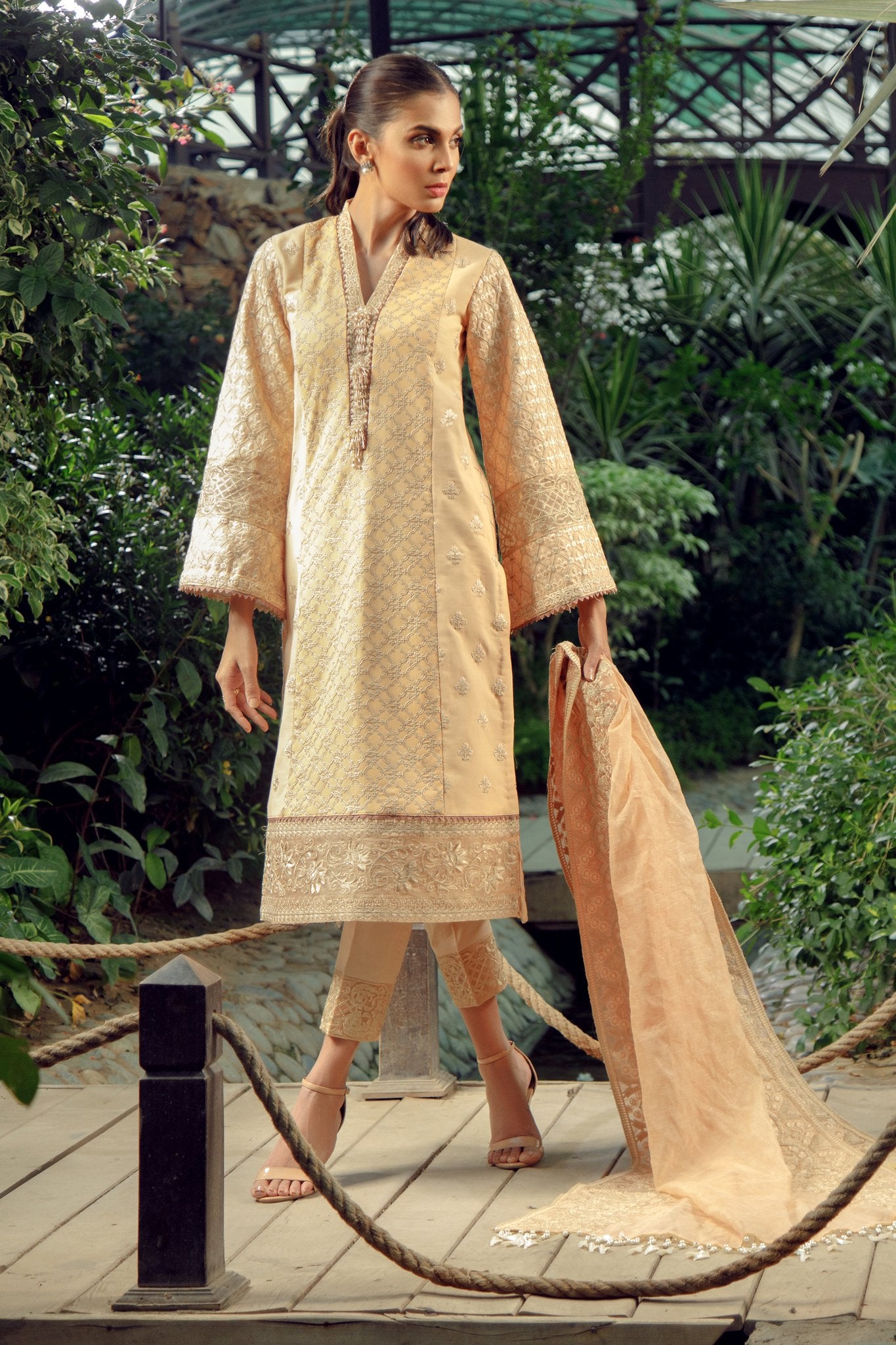 8 Skinish Peach - Zarqash Lawn 2019