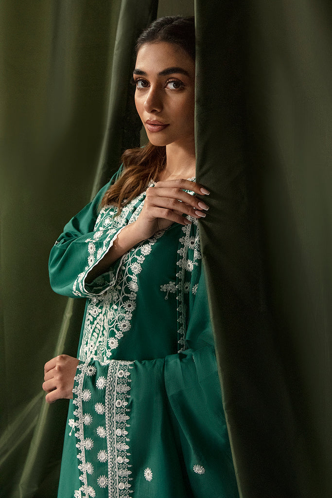 Scarlet jade | Cross Stitch | Mahiri Collection 2023