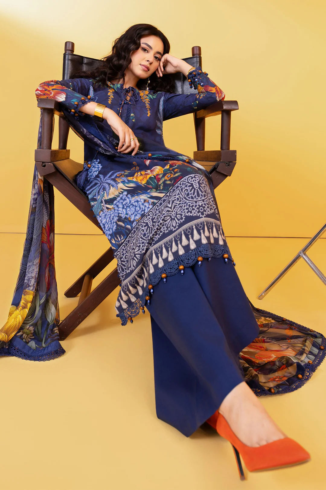 MB-CUS25-1109B | M Basic By Maria B Winter Unstitched Collection 2025