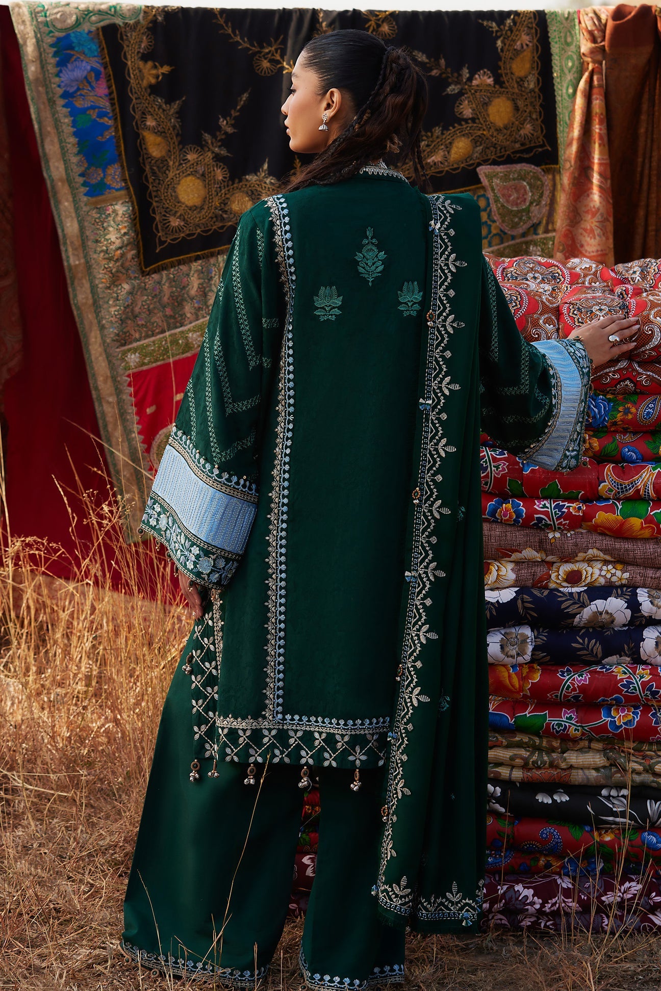 YASMIN (ZW25-09)| Zaha | Winter Unstitched Collection 2025