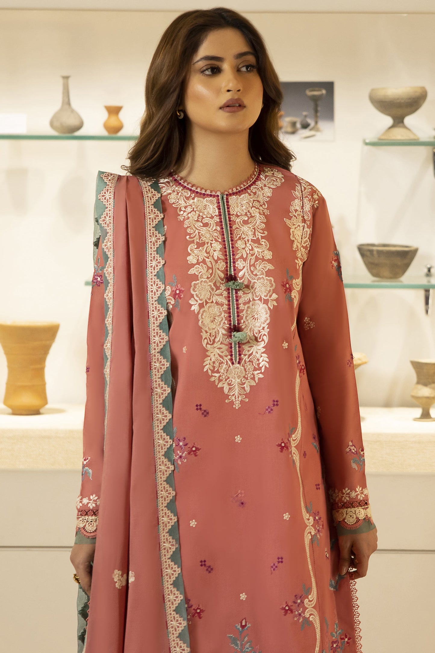LARMINA (ZL24-02 B) | Zaha | Luxury Lawn 2024