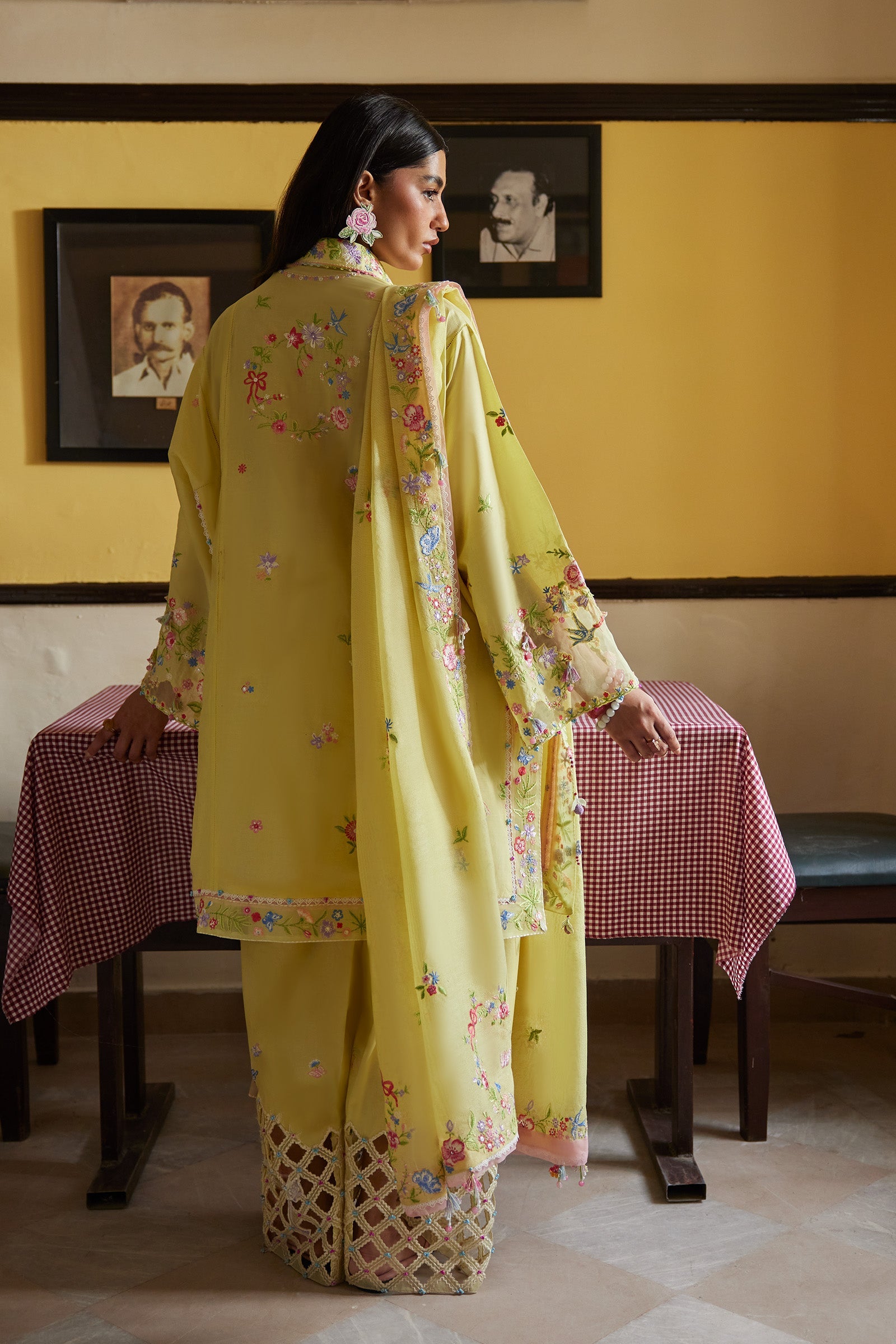 QUEEN OF THE ANDES (ZF26-08) | Zaha |  Wild Flower Festive Lawn Collection 2026