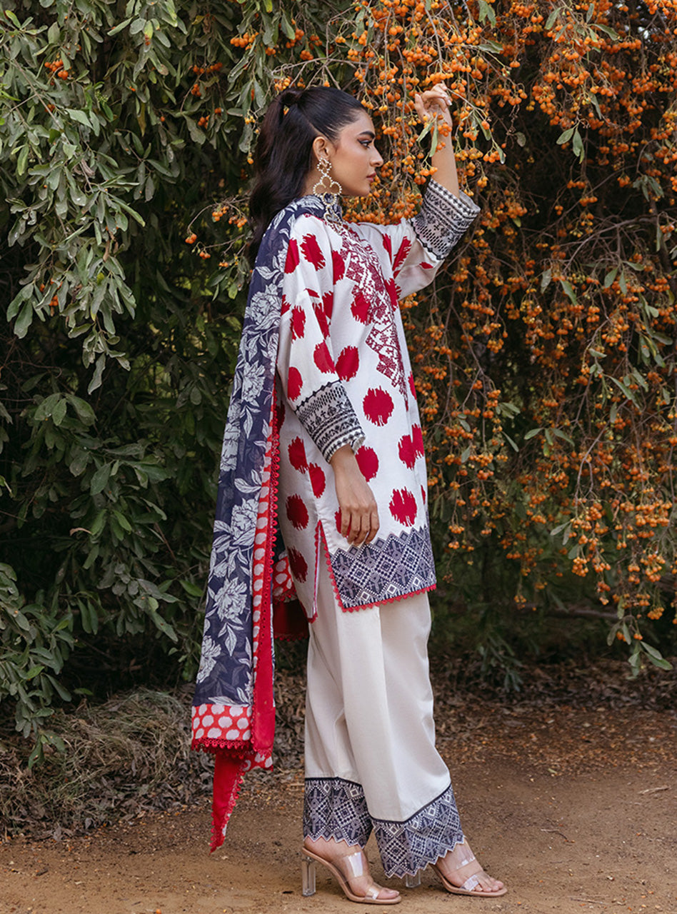 FREYA - D 10A | Zainab Chottani | Tahra Lawn 2024