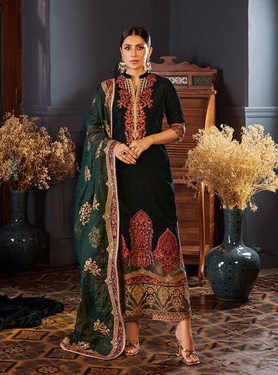 ZELENA | Zainab chottani | velvet Collection 2023