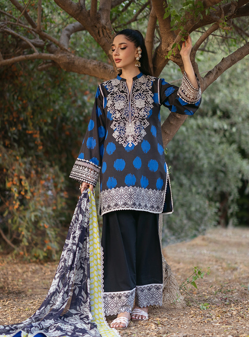 FREYA - D 10B | Zainab Chottani | Tahra Lawn 2024
