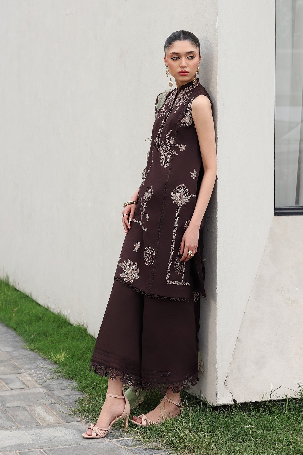 QKL-15 YASRA | Qalamkar |  Qline Lawn Drop II Collection 2026