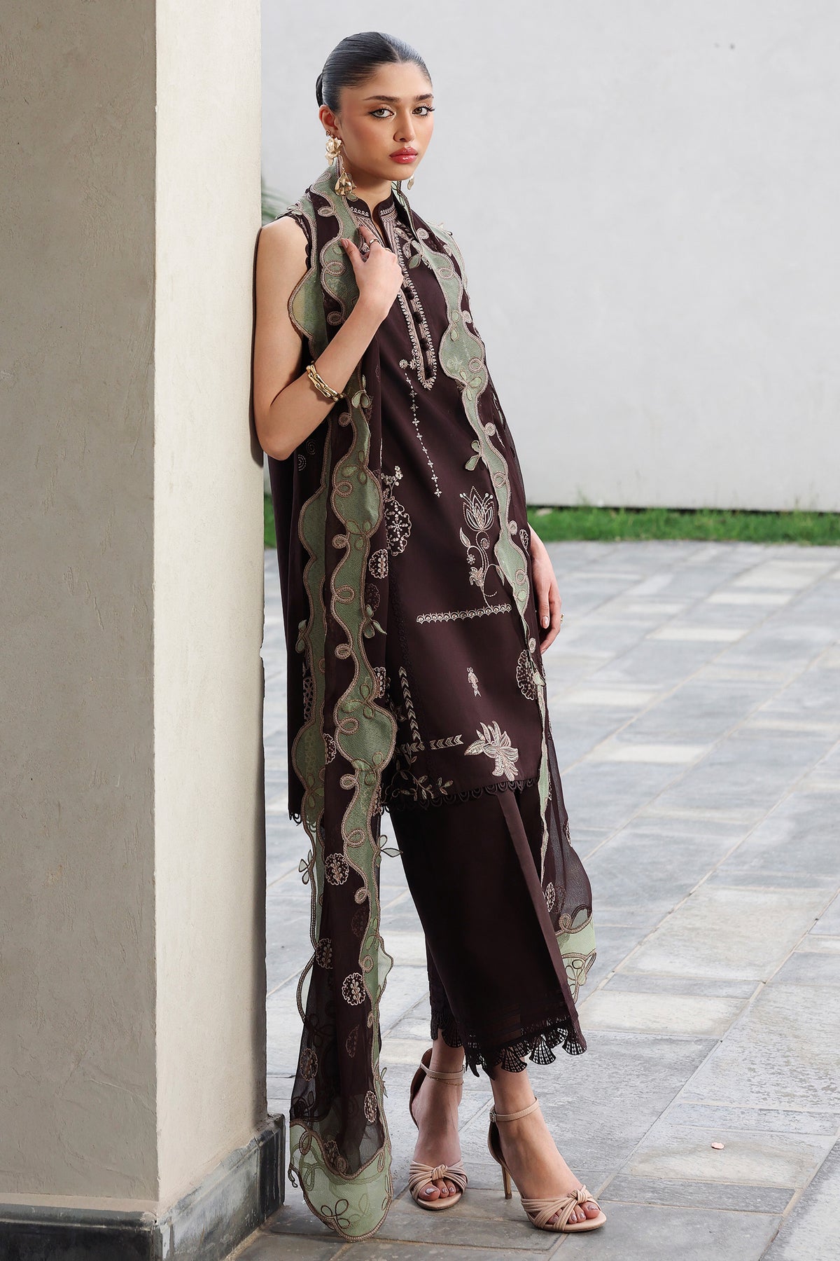 QKL-15 YASRA | Qalamkar |  Qline Lawn Drop II Collection 2026