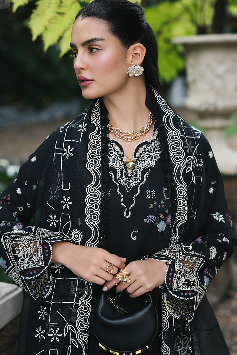 RP-07 OBSIDIAN | Qalamkar | Qline Lawn Drop 1 Collection 2026