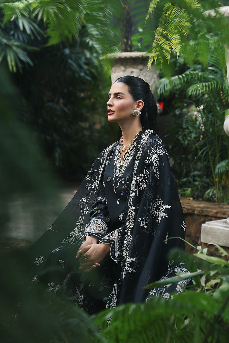 RP-07 OBSIDIAN | Qalamkar | Qline Lawn Drop 1 Collection 2026