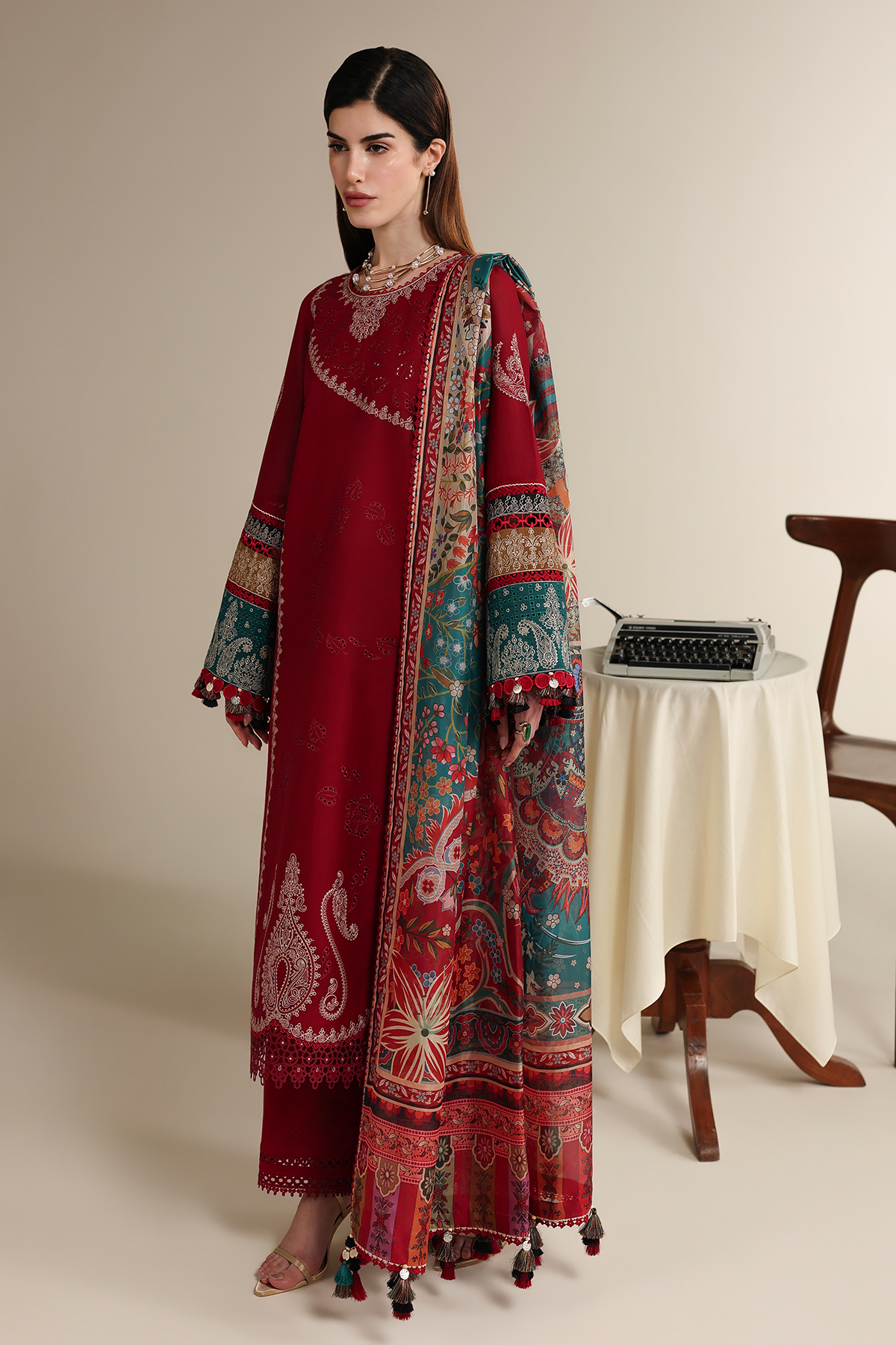 IL26-D08 | Jazmin | Iris Luxury Spring Summer Lawn Collection 2026