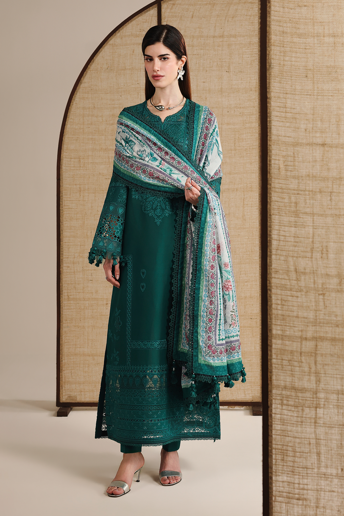 IL26-D03 | Jazmin | Iris Luxury Spring Summer Lawn Collection 2026