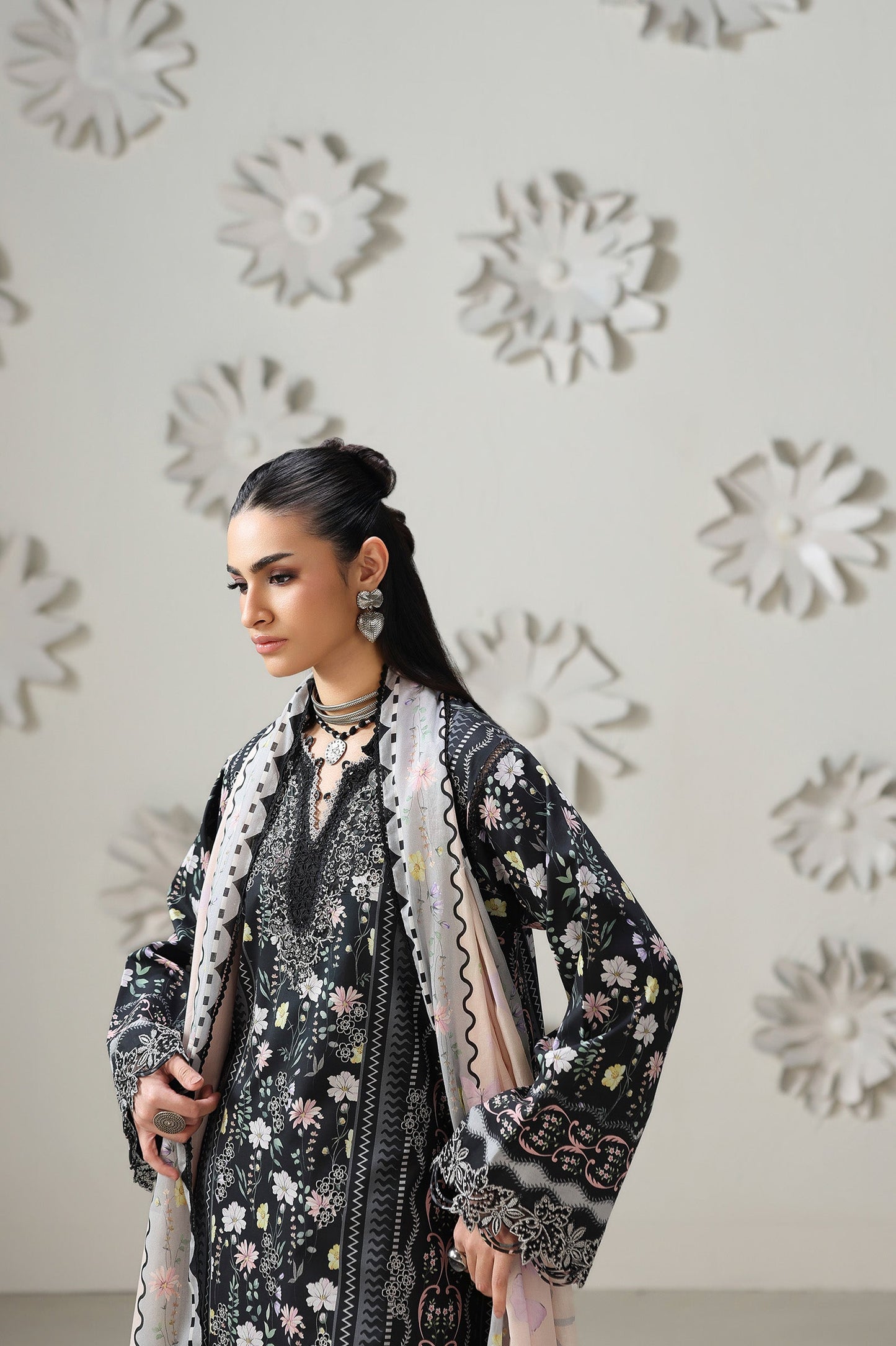 QQP-08 (A) AMEL | QALAMKAR | QPRINTS DROP II LAWN 2026