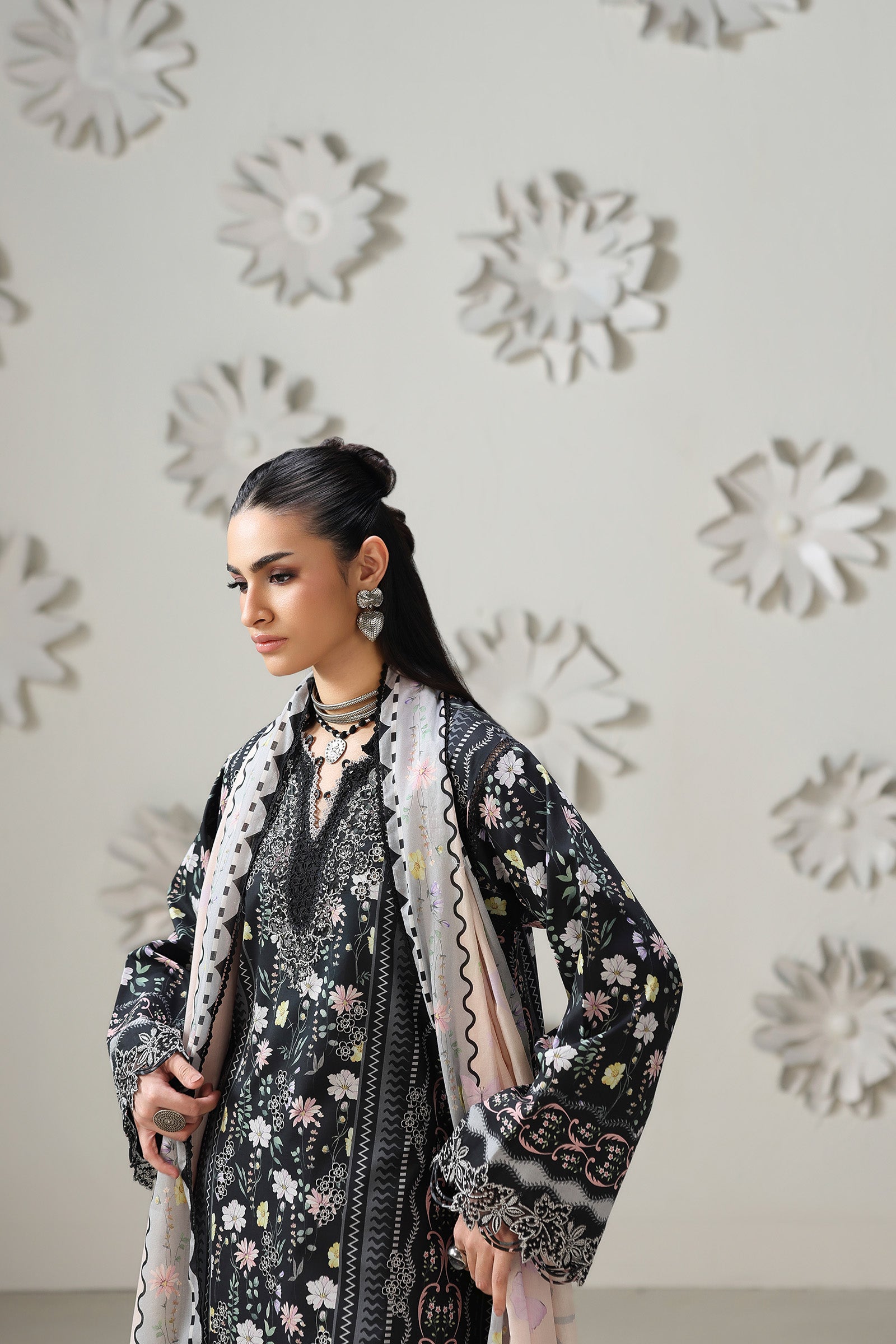 QQP-08 (A) AMEL | QALAMKAR | QPRINTS DROP II LAWN 2026