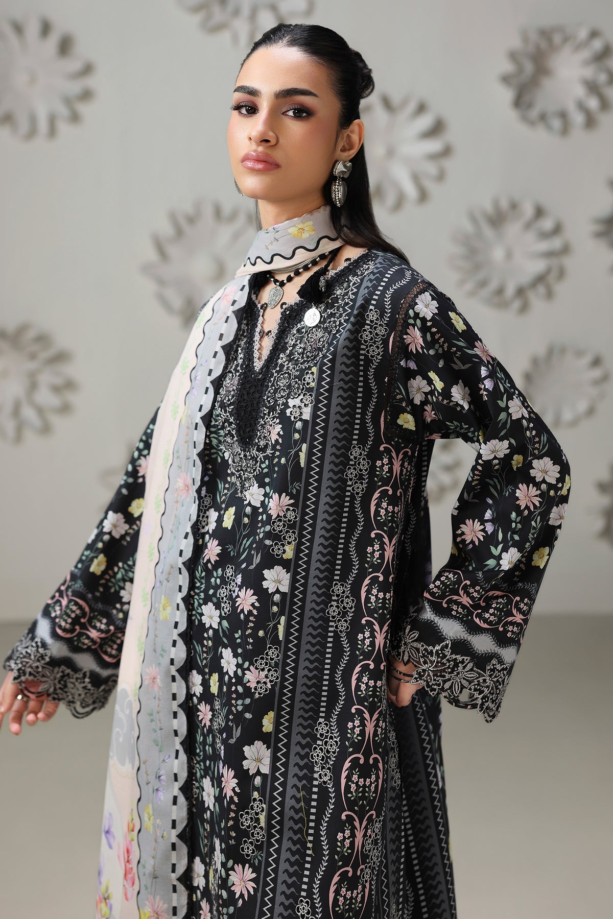 QQP-08 (A) AMEL | QALAMKAR | QPRINTS DROP II LAWN 2026
