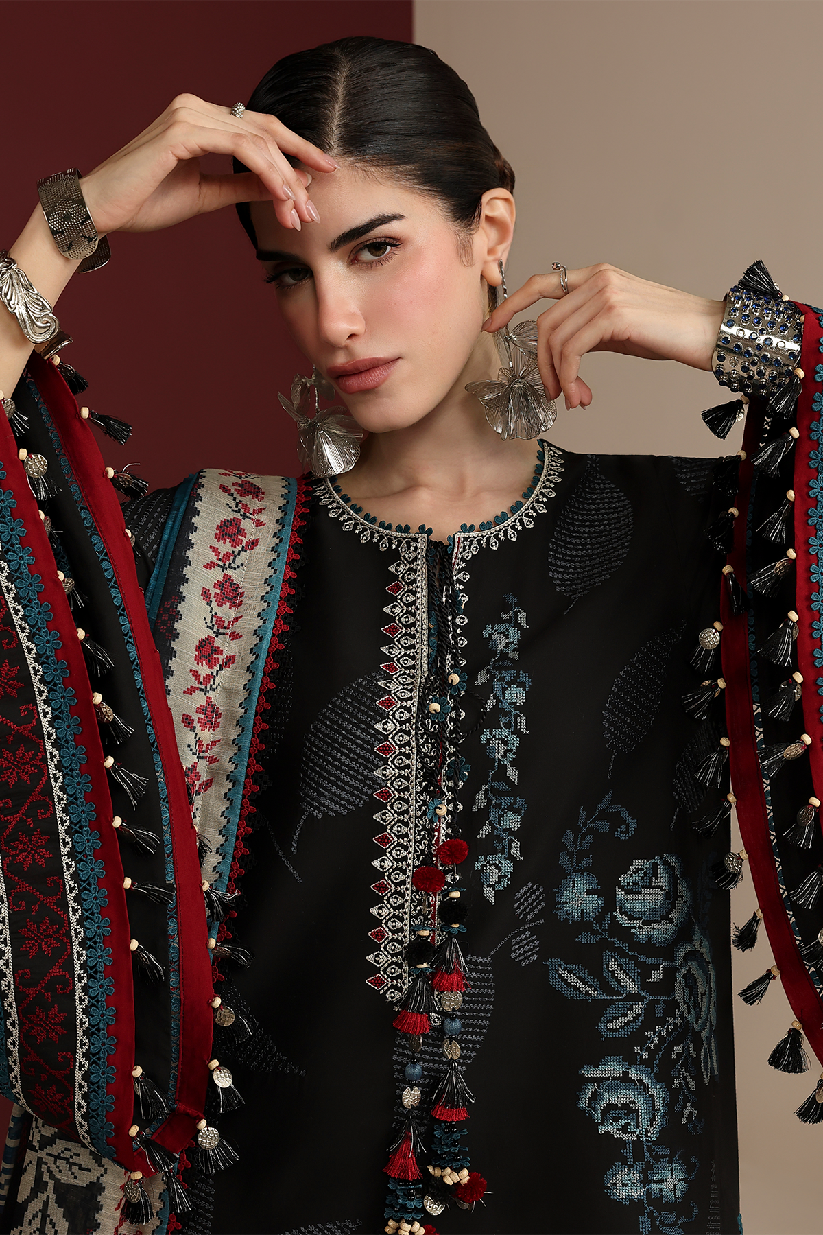 IL26-D05 | Jazmin | Iris Luxury Spring Summer Lawn Collection 2026