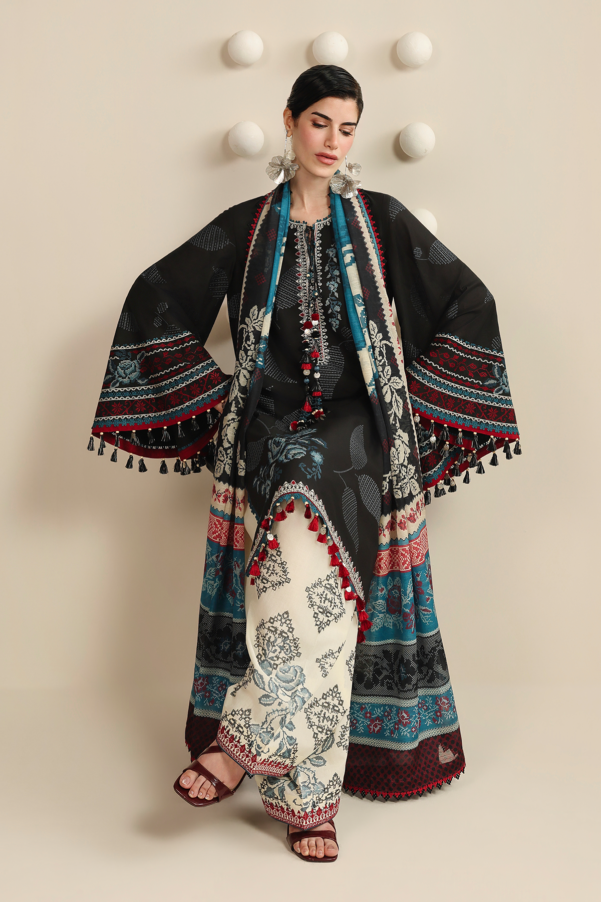 IL26-D05 | Jazmin | Iris Luxury Spring Summer Lawn Collection 2026