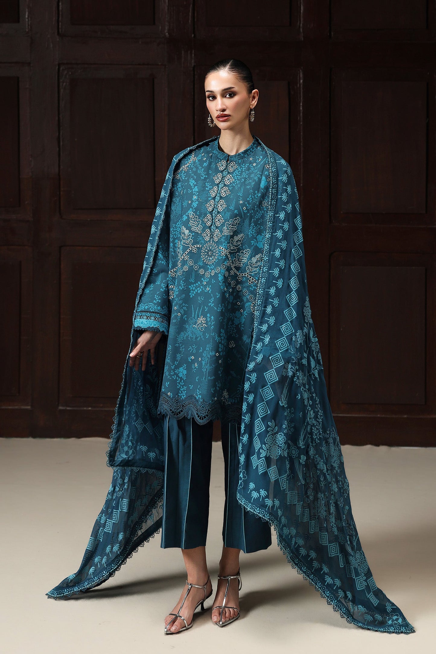 QQP-06 (A) ALYRA | QALAMKAR | QPRINTS DROP II LAWN 2026