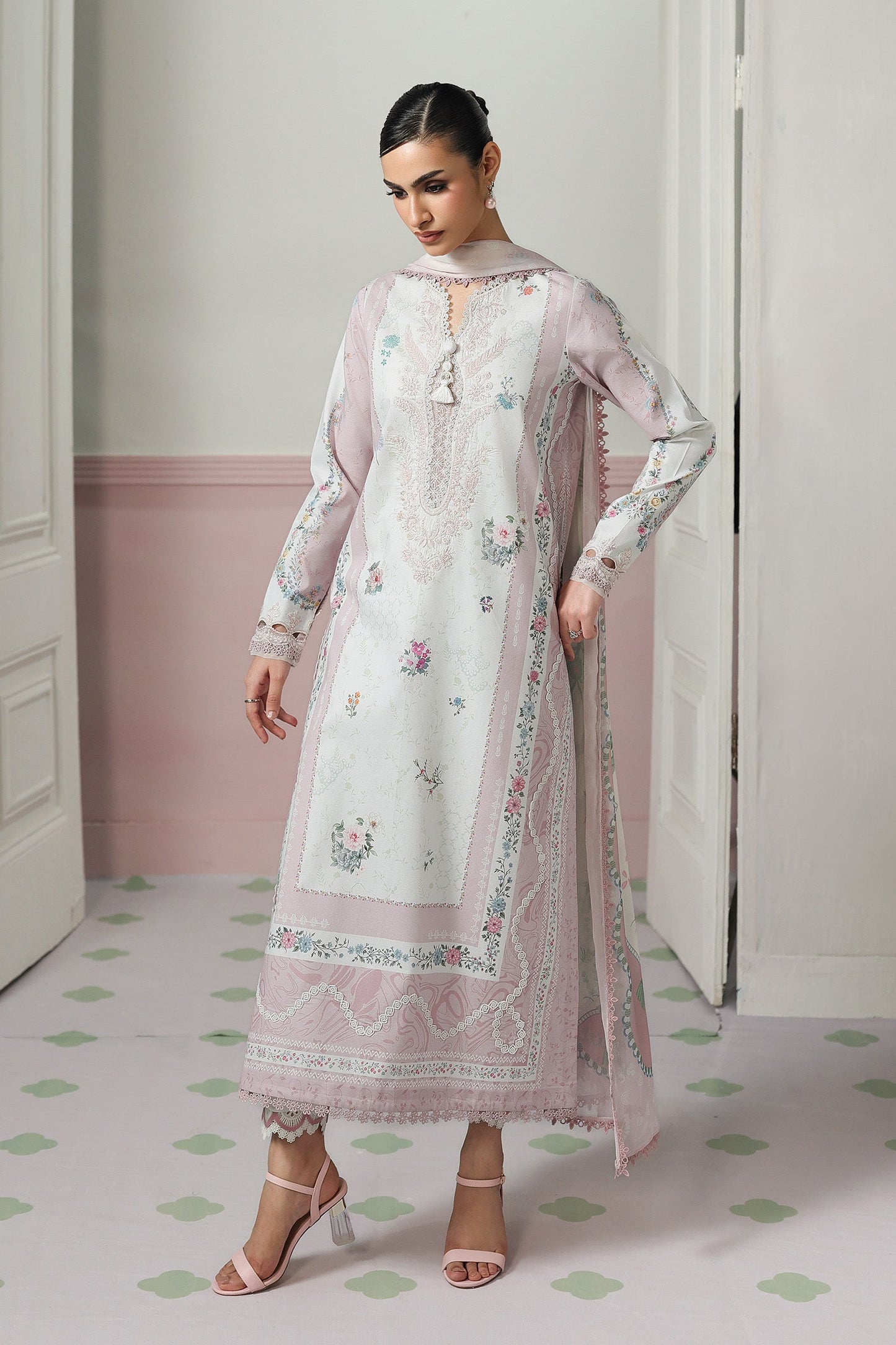 QQP-05 (A) MINAL | QALAMKAR | QPRINTS DROP II LAWN 2026