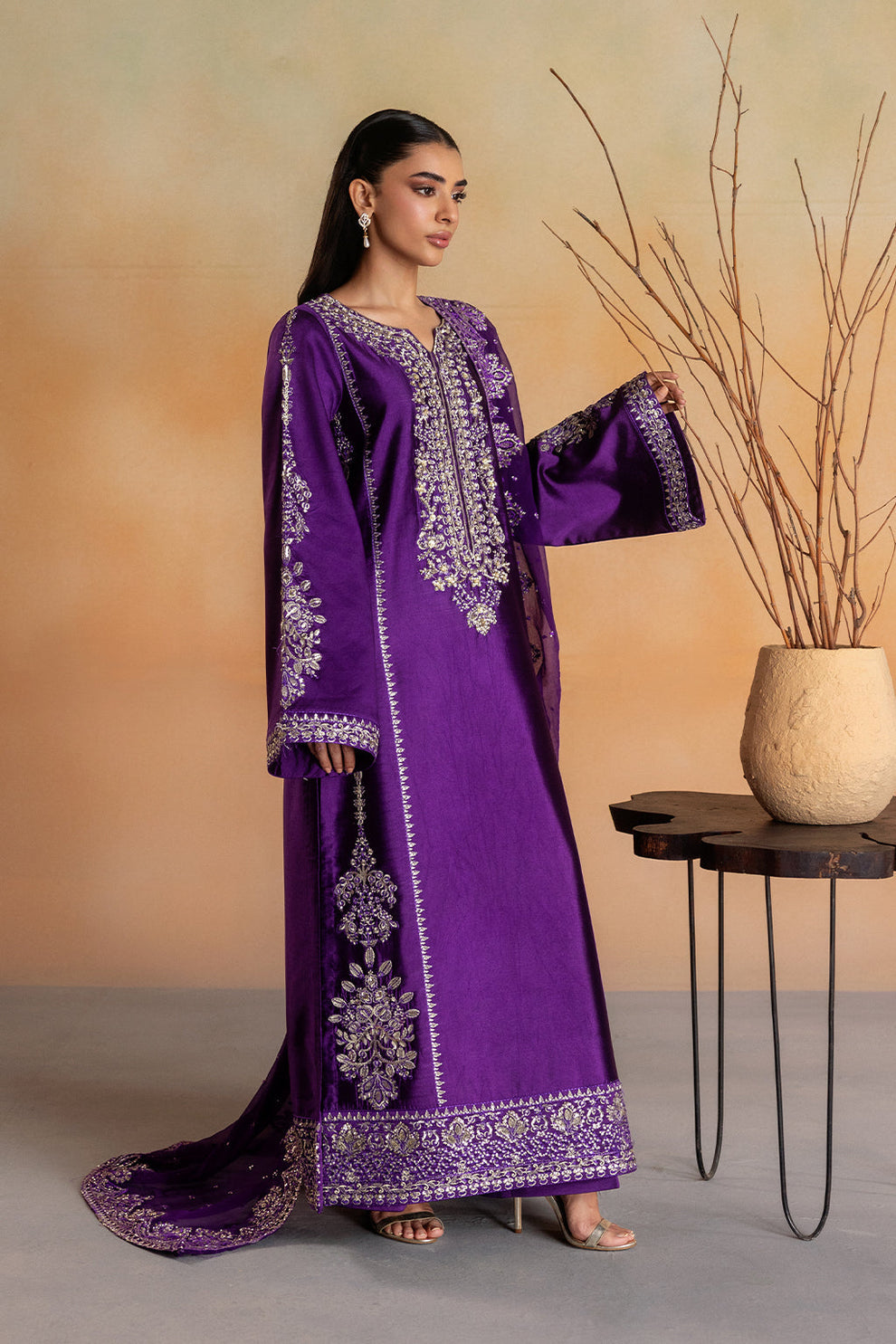 EVERLY | Emaan Adeel | Elara Sheesha Silk Collection 2026