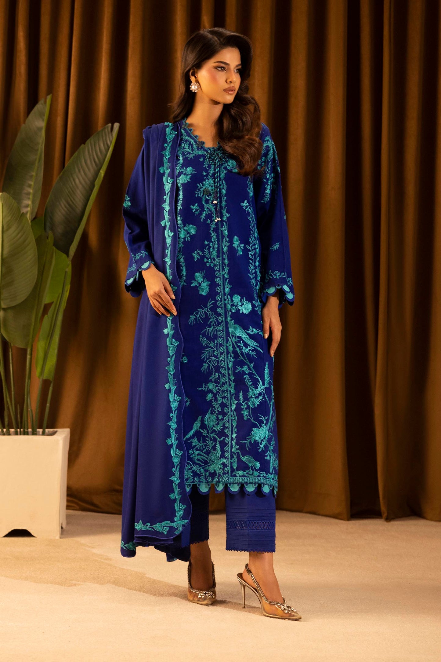 M253-010B-3CP | Sana Safinaz Muzlin Winter Collection 2025