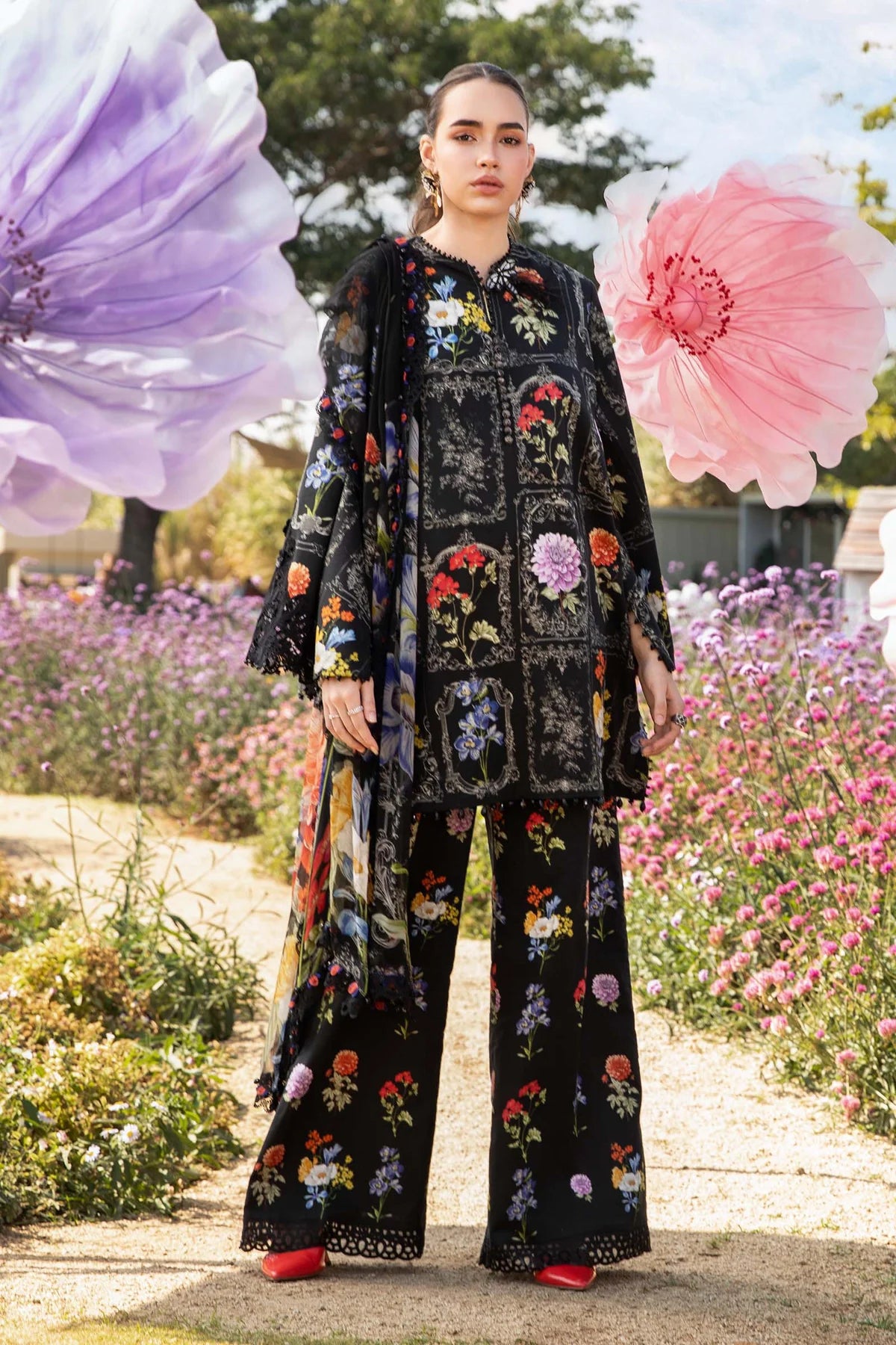 MPT-2511-B | Maria B | Mprints Lawn 2025