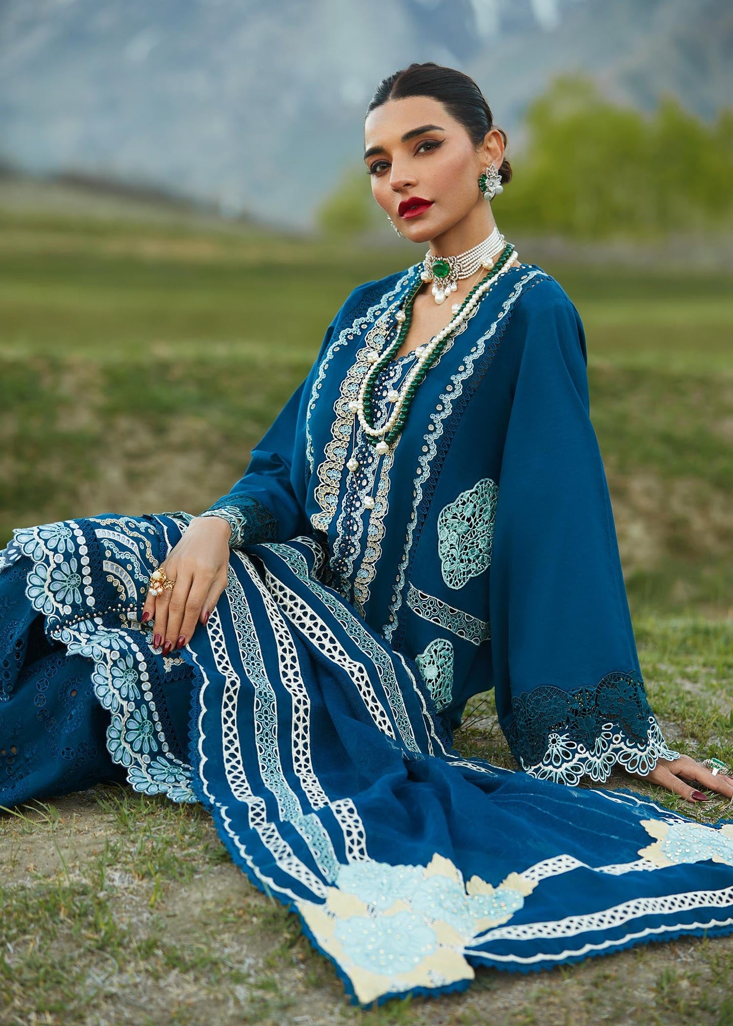 D-7A |  Saira Shakira | Crimson | Luxury Lawn 2023