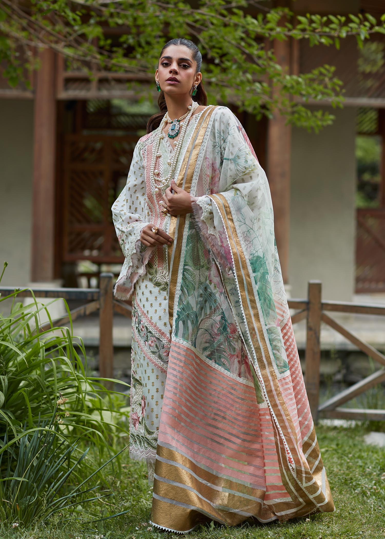 D-5A |  Saira Shakira | Crimson | Luxury Lawn 2023