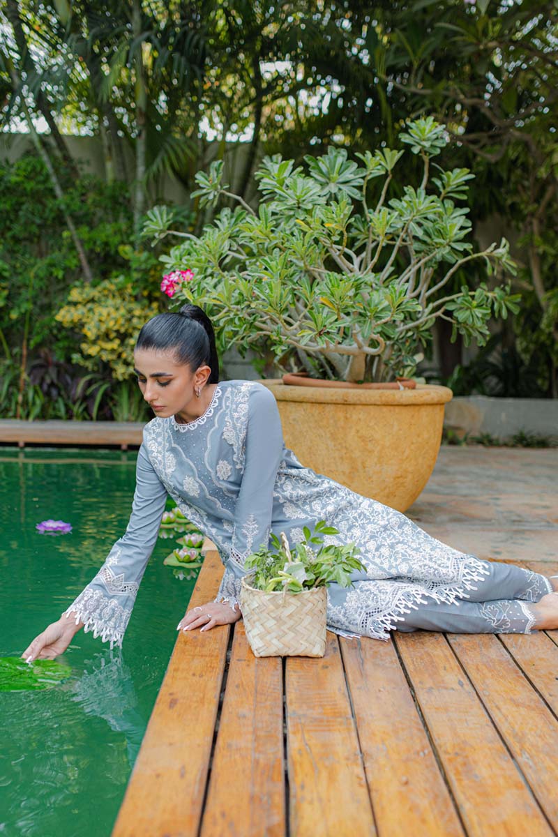 WL-02 AVELINE | Qalamkar | Qline Linen Collection 2023