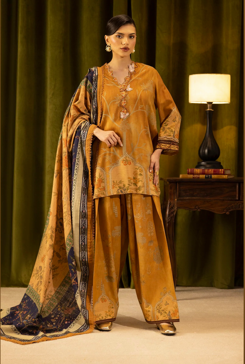 M253-016B-3CY | Sana Safinaz Muzlin Winter Collection 2025