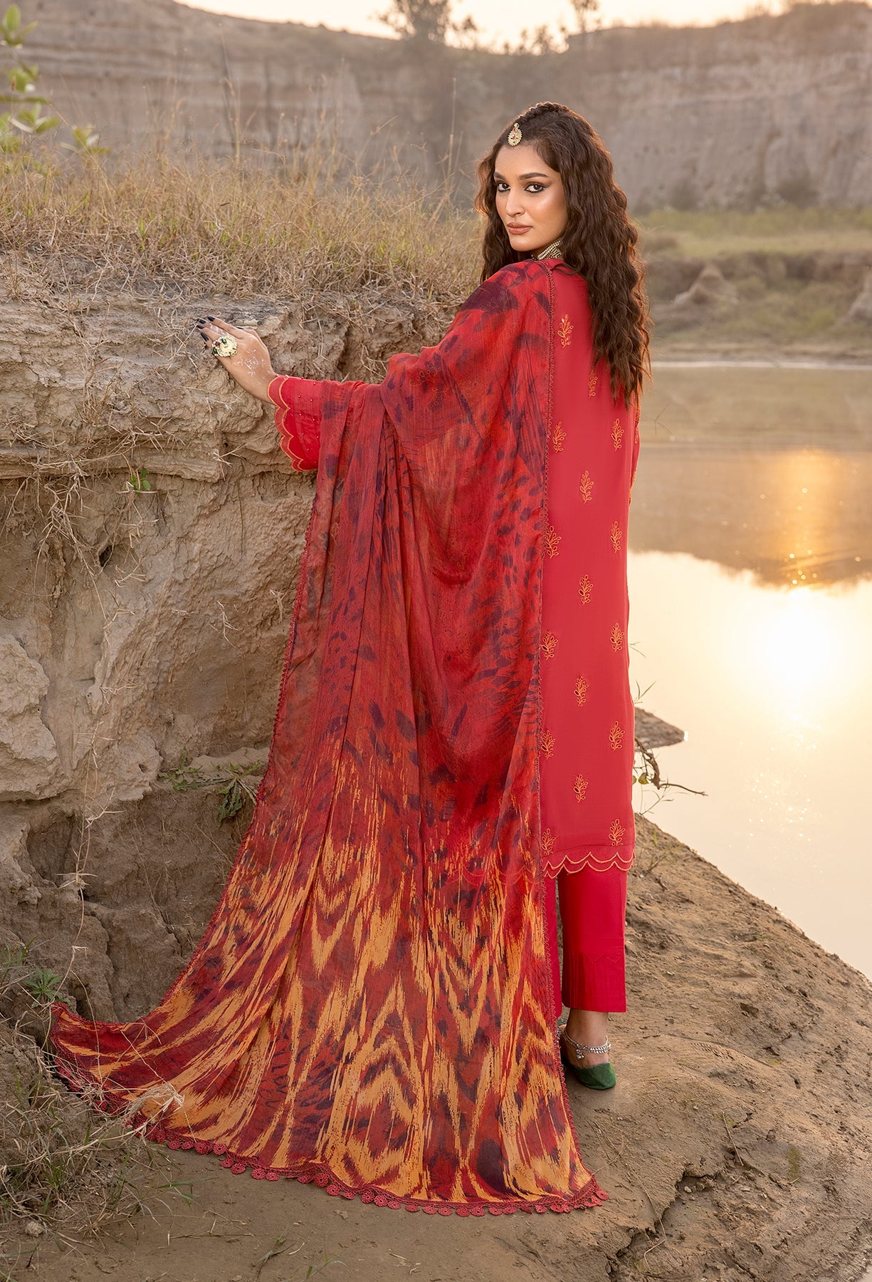 Adan's Lawn 5527 | Adan Libas | lawn by Hafsa Zia 2024