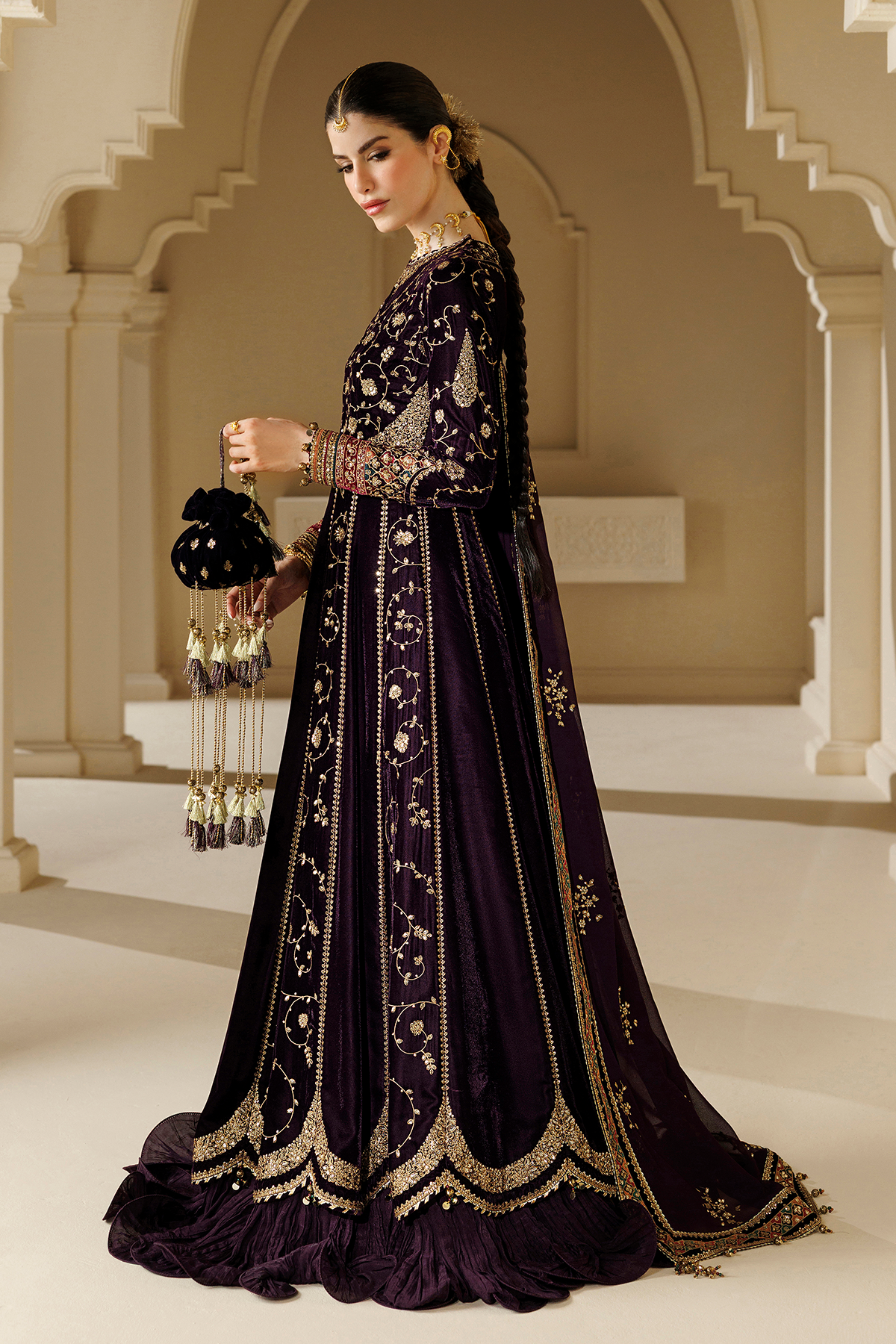 D03 | Jazmin | Chandni Velvet Formals 2026